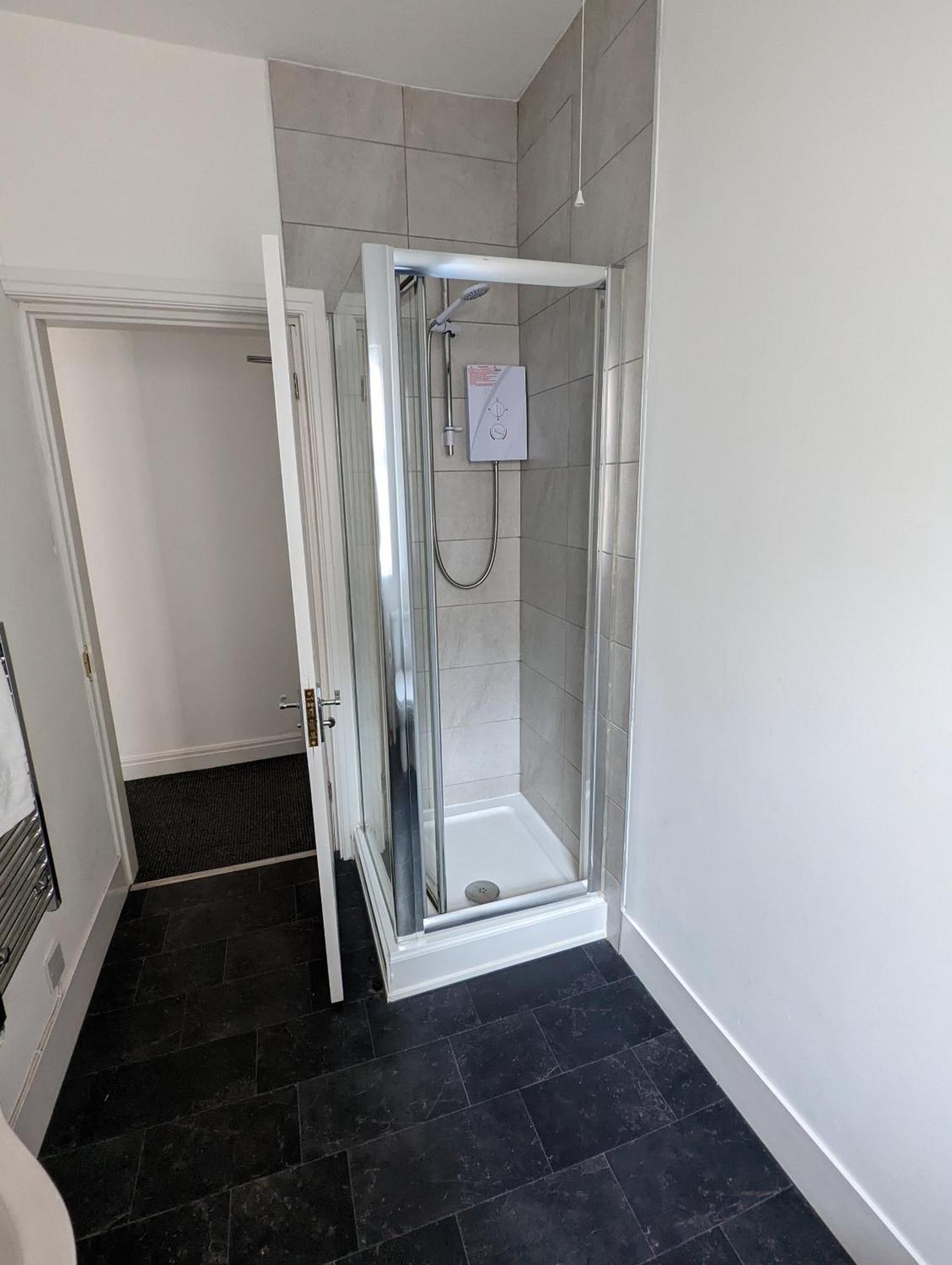 Coast Accommodation Station Road Apartments Blackpool Bilik gambar