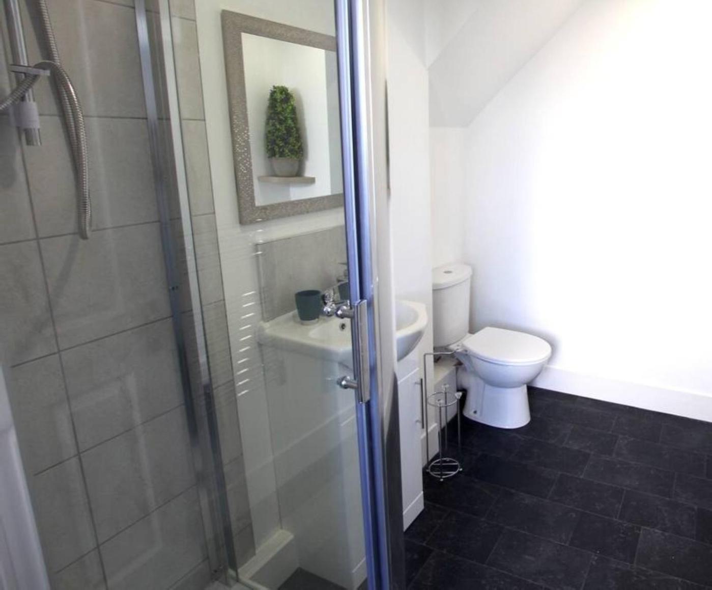 Coast Accommodation Station Road Apartments Blackpool Bilik gambar